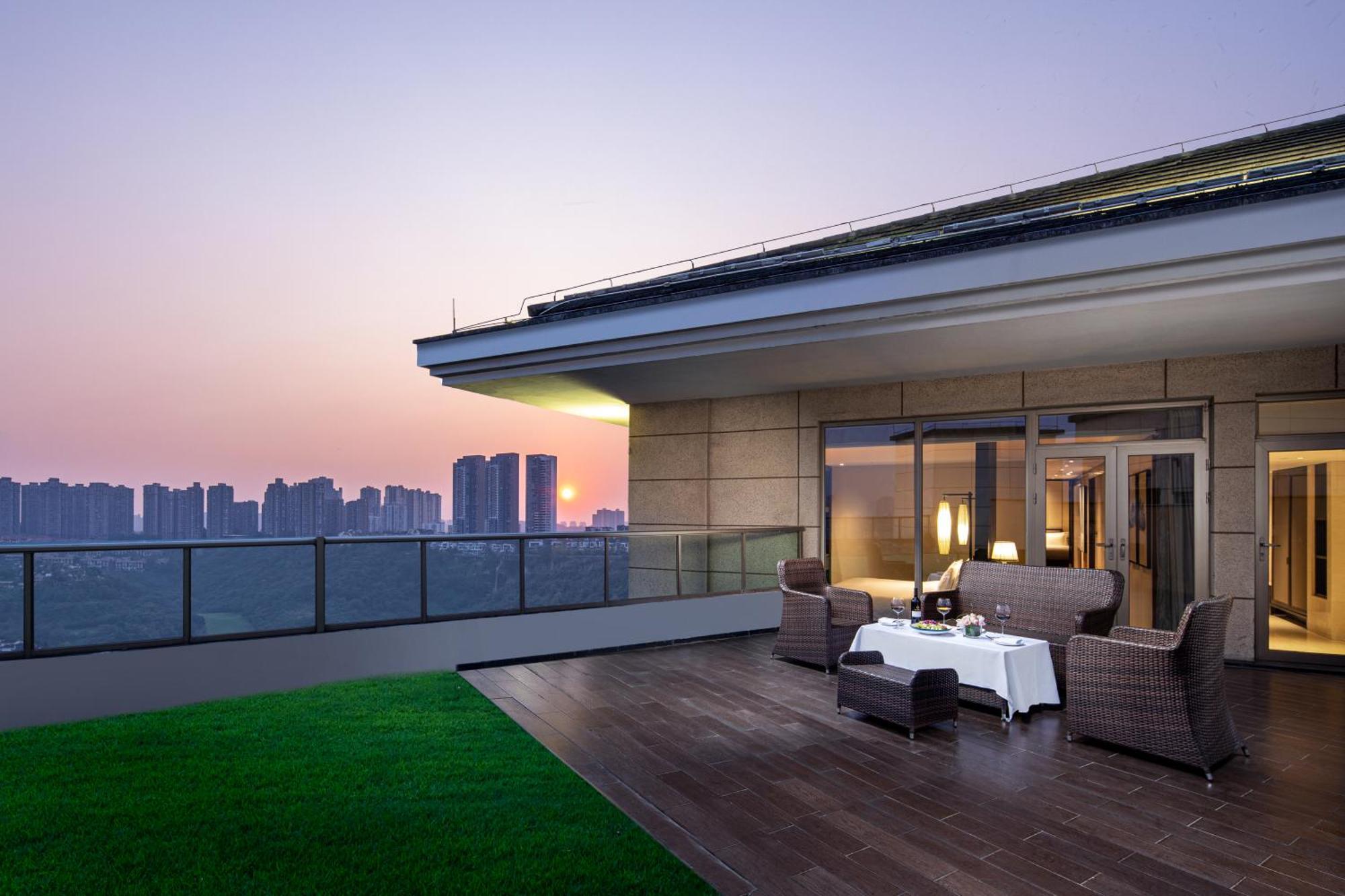 Crowne Plaza Chongqing New North Zone By Ihg Hotel ภายนอก รูปภาพ
